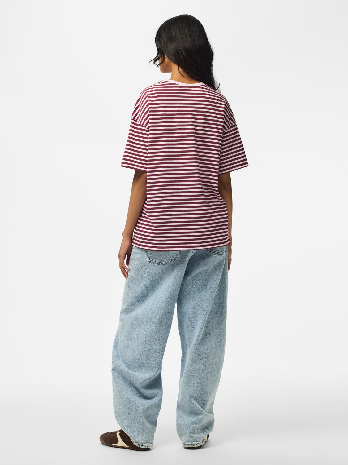 model_shot-back